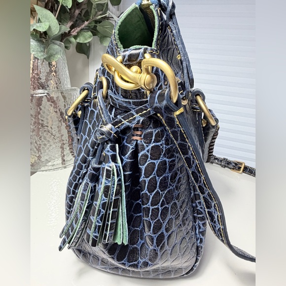 Dooney & Bourke Alto Croc Embossed Leather Satchel Tote – Vintage Italian Made - Picture 3 of 11